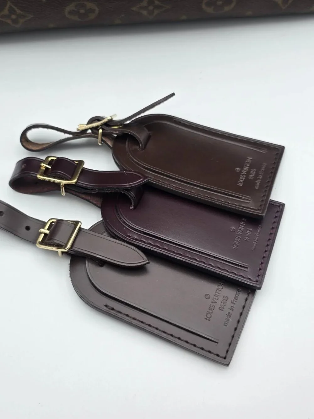 Authentic Louis Vuitton Brown Leather Luggage Tag – Excellent Condition